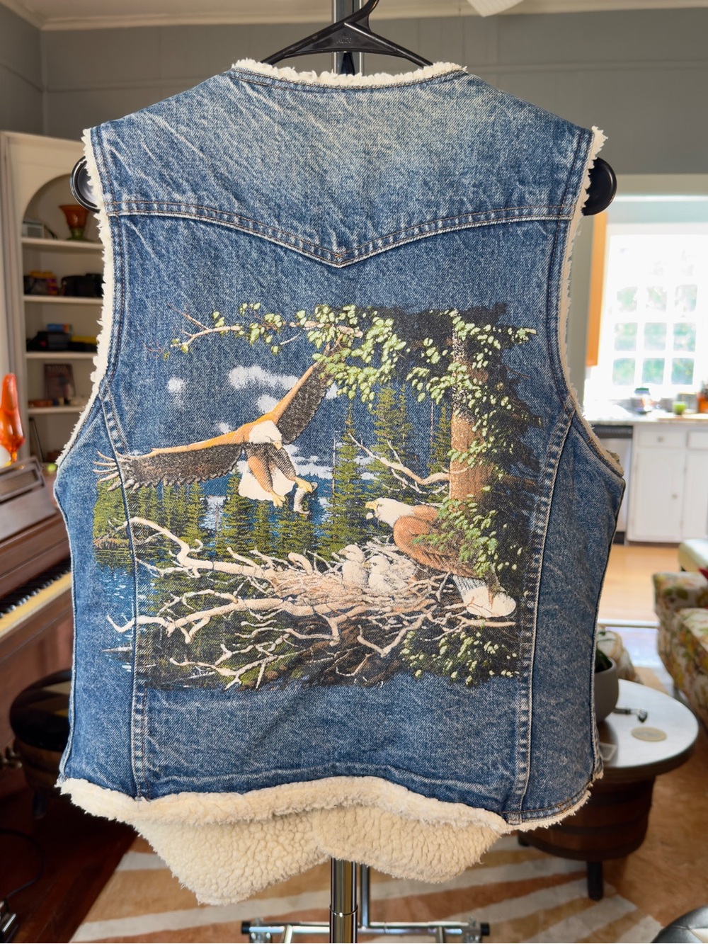 Vintage 70s Levi’s Orange Tab Hand Painted Sherpa Lined Denim Vest - L